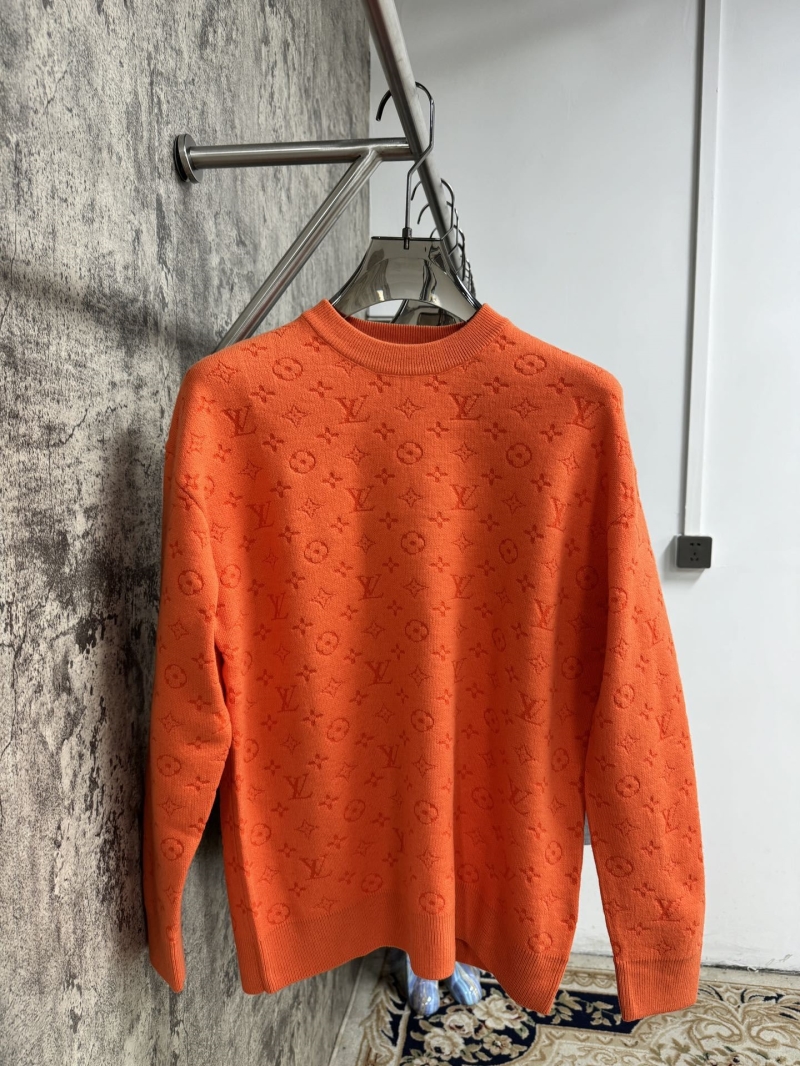 l0vis Vvtt0n sweater